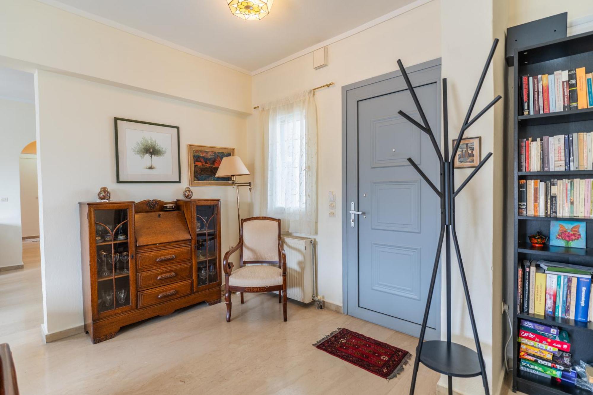 3bdr Sunny In Corfu Town Apartment